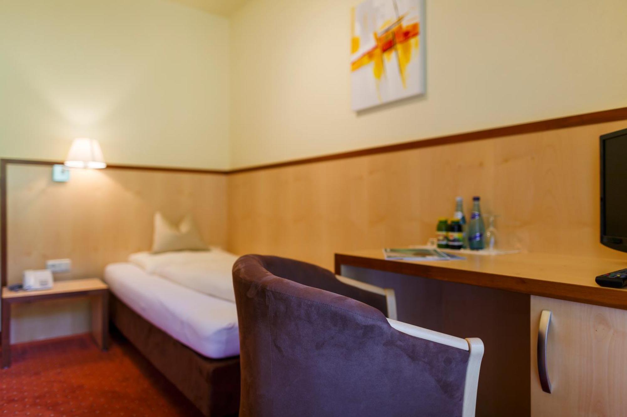 Seehotel Vinzenz เวลเดน อัม เวิร์ทเทอร์ซี ห้อง รูปภาพ